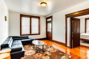 Lovely Lancaster Aptartment in Walkable Location!